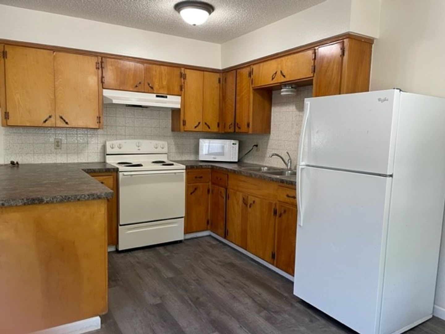 Chico Apartment: 412/420 W. Sacramento Avenue