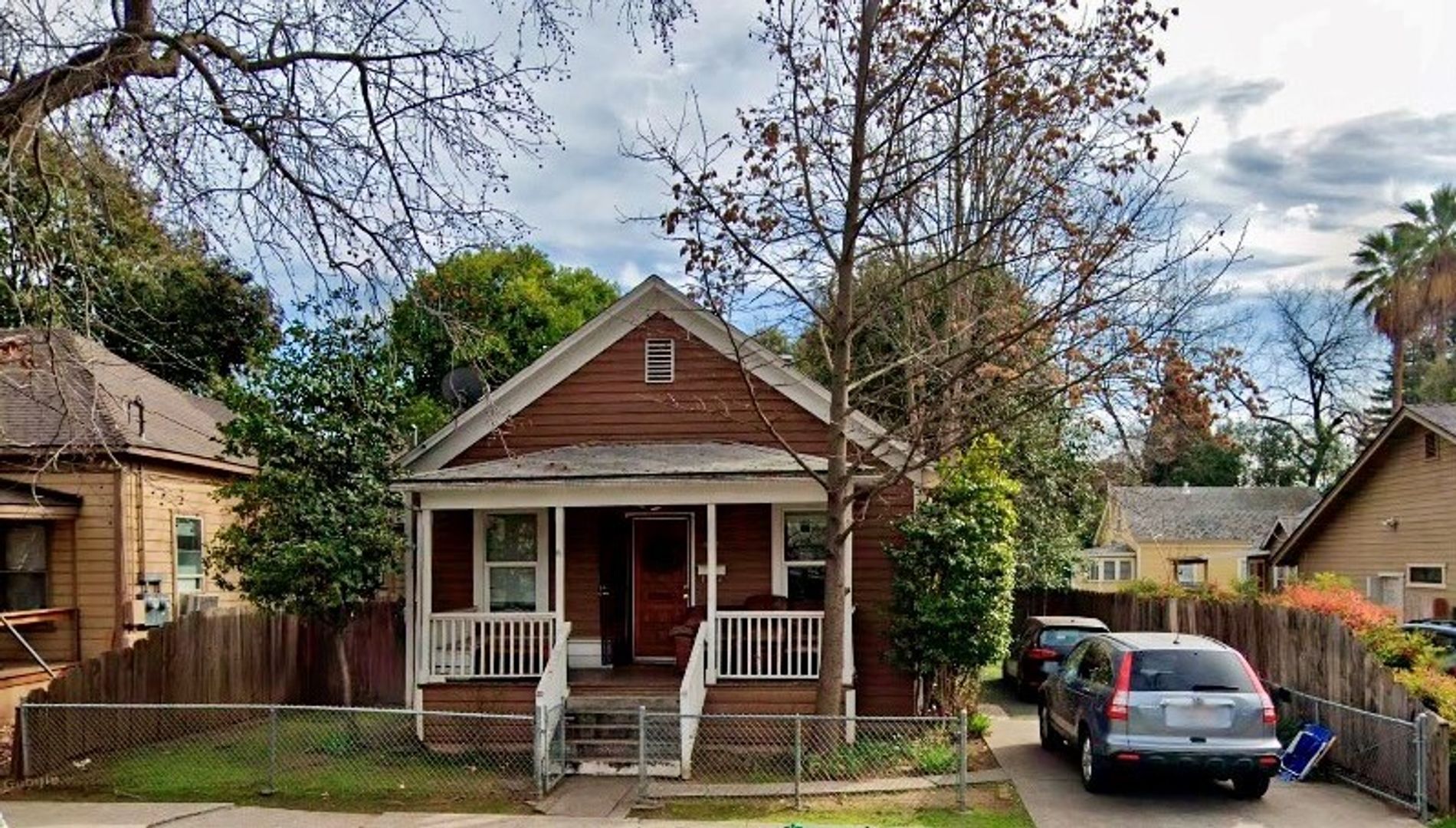 Chico House: 629 W 6th Street