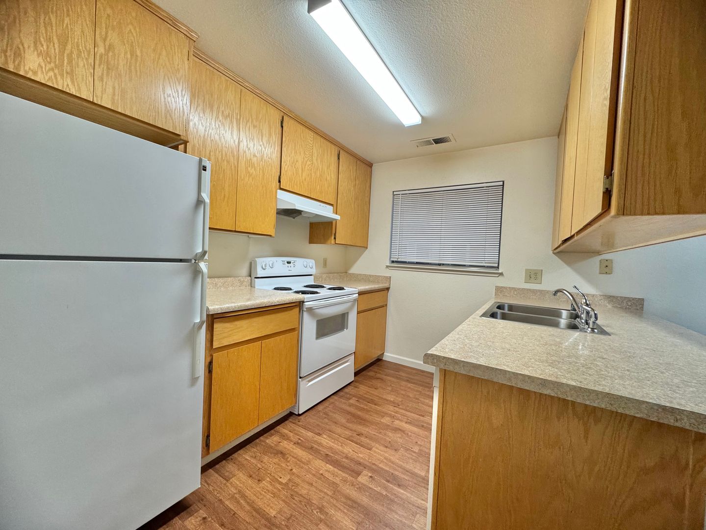 Chico Apartment: 2300 Notre Dame Blvd