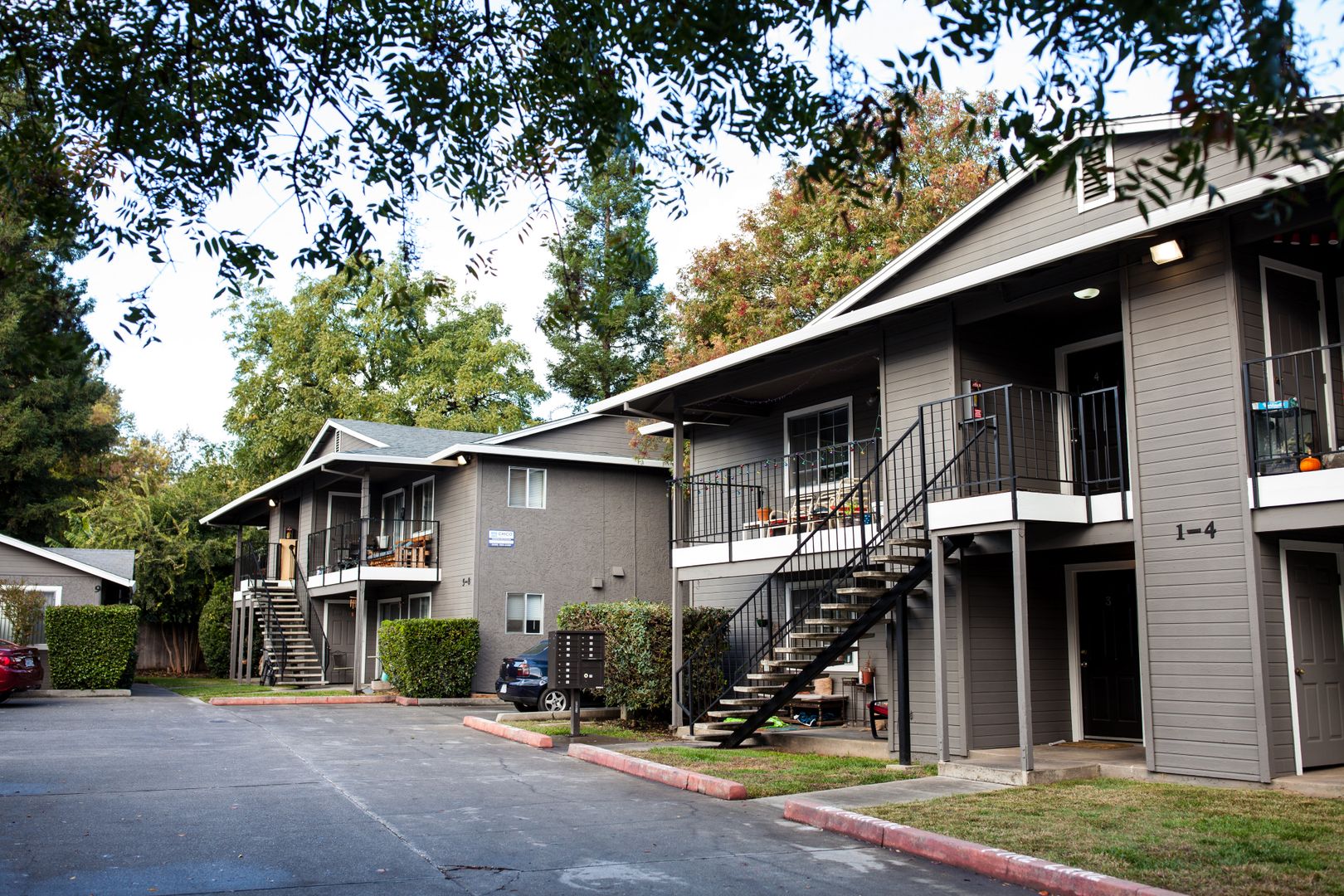 Chico Apartment: 1136 W 1st St
