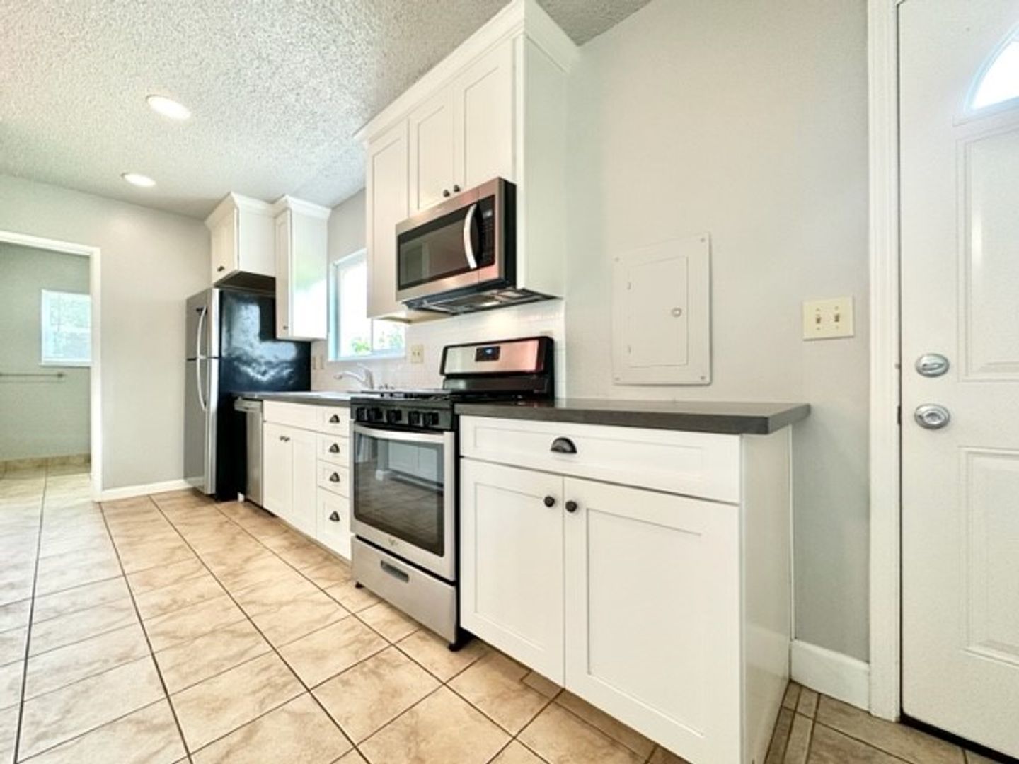 Chico Apartment: 826 Orient Street