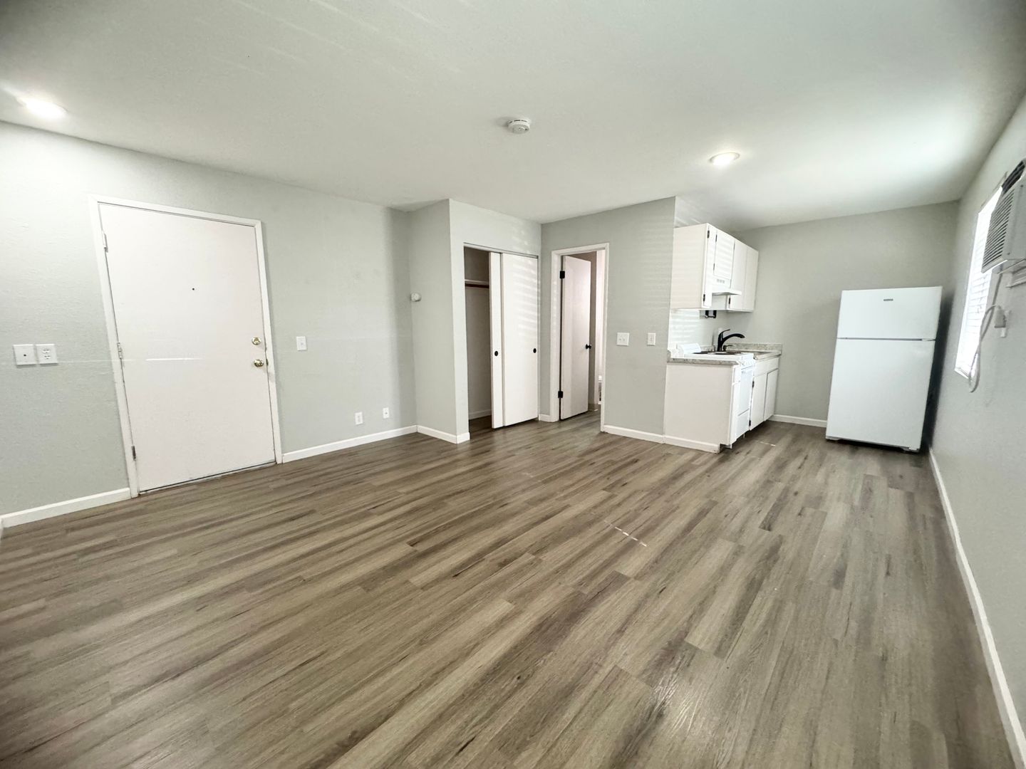 Chico Apartment: 1252 Warner Street