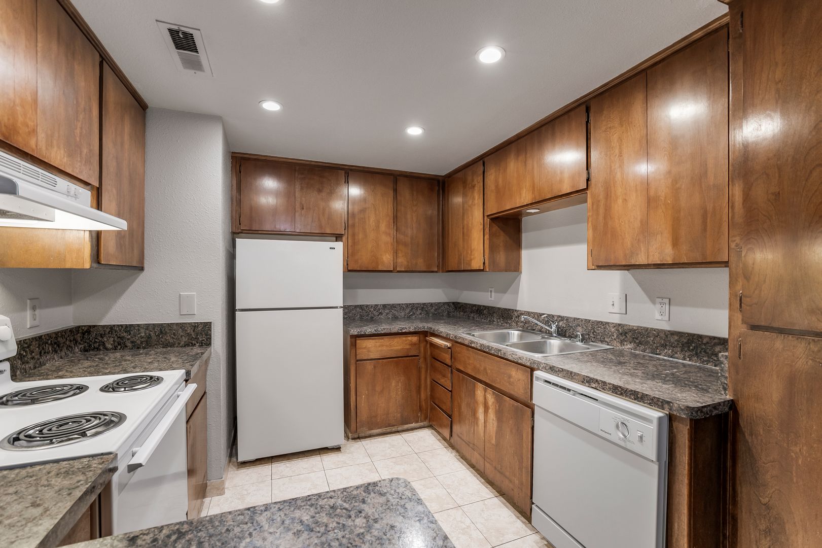 Chico Apartment: 1200 Sherman Ave