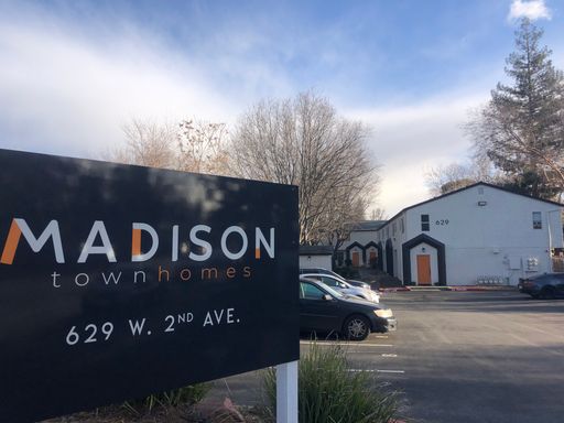 **Move In Special** Madison Townhomes – photo 1
