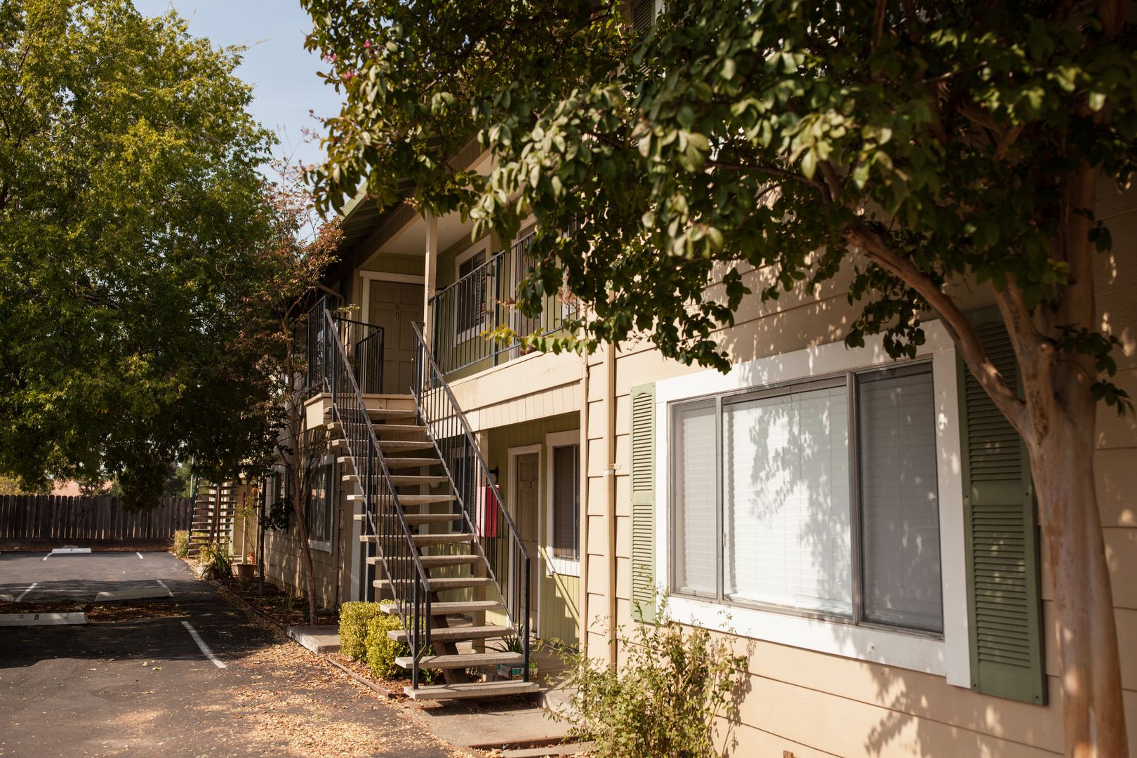 Chico Apartment: 2310-2320 Notre Dame Blvd