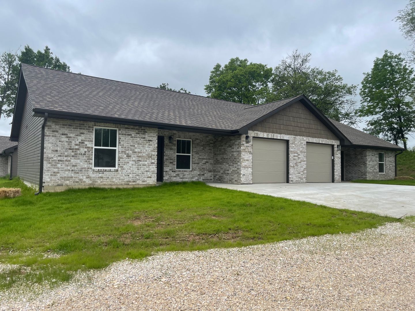 Jackson Apartment: 211-223 Cedar Circle