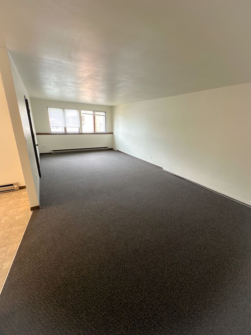 Hustisford Apartment: 253 S Ridge St