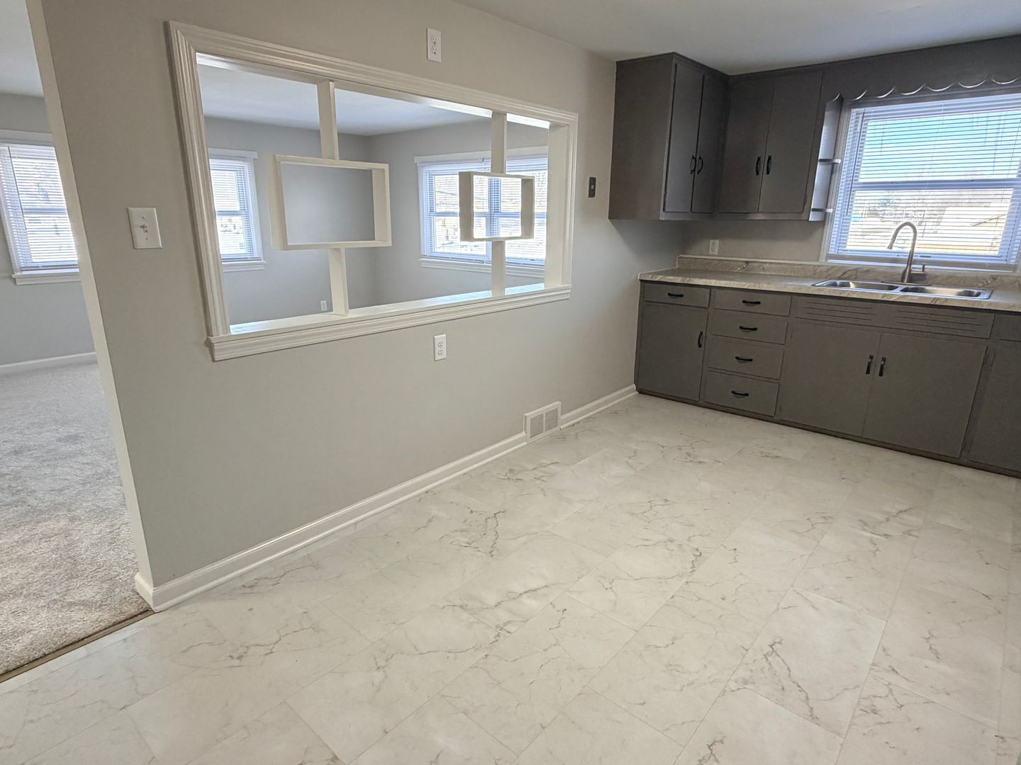 West Bend Apartment: 1739 N Main St