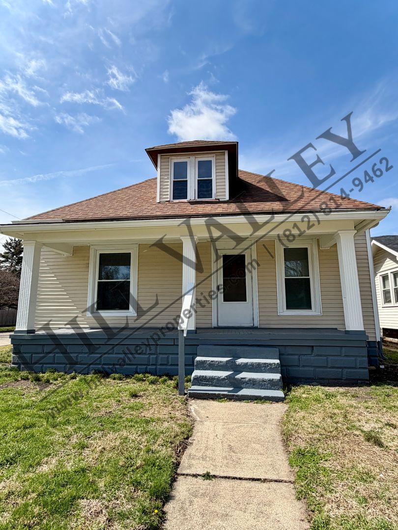 Terre Haute Apartment: 1333 S 10th St