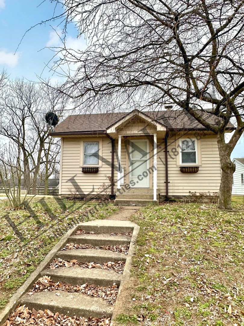 Terre Haute House: 1750 N 31st St