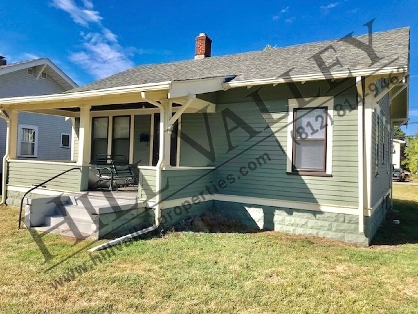 Terre Haute House: 16 Blakely Ave