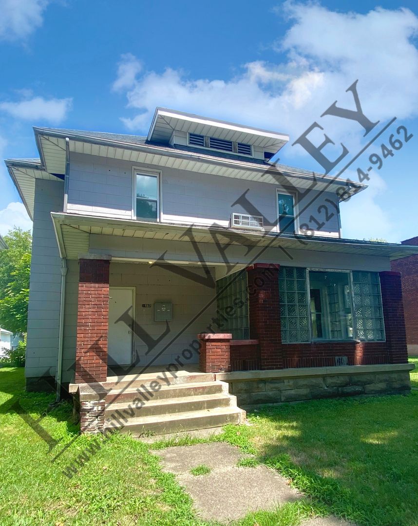 Terre Haute Apartment: 1462 S 7th St