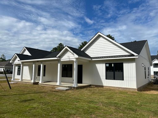 323 B White Lake Dr.