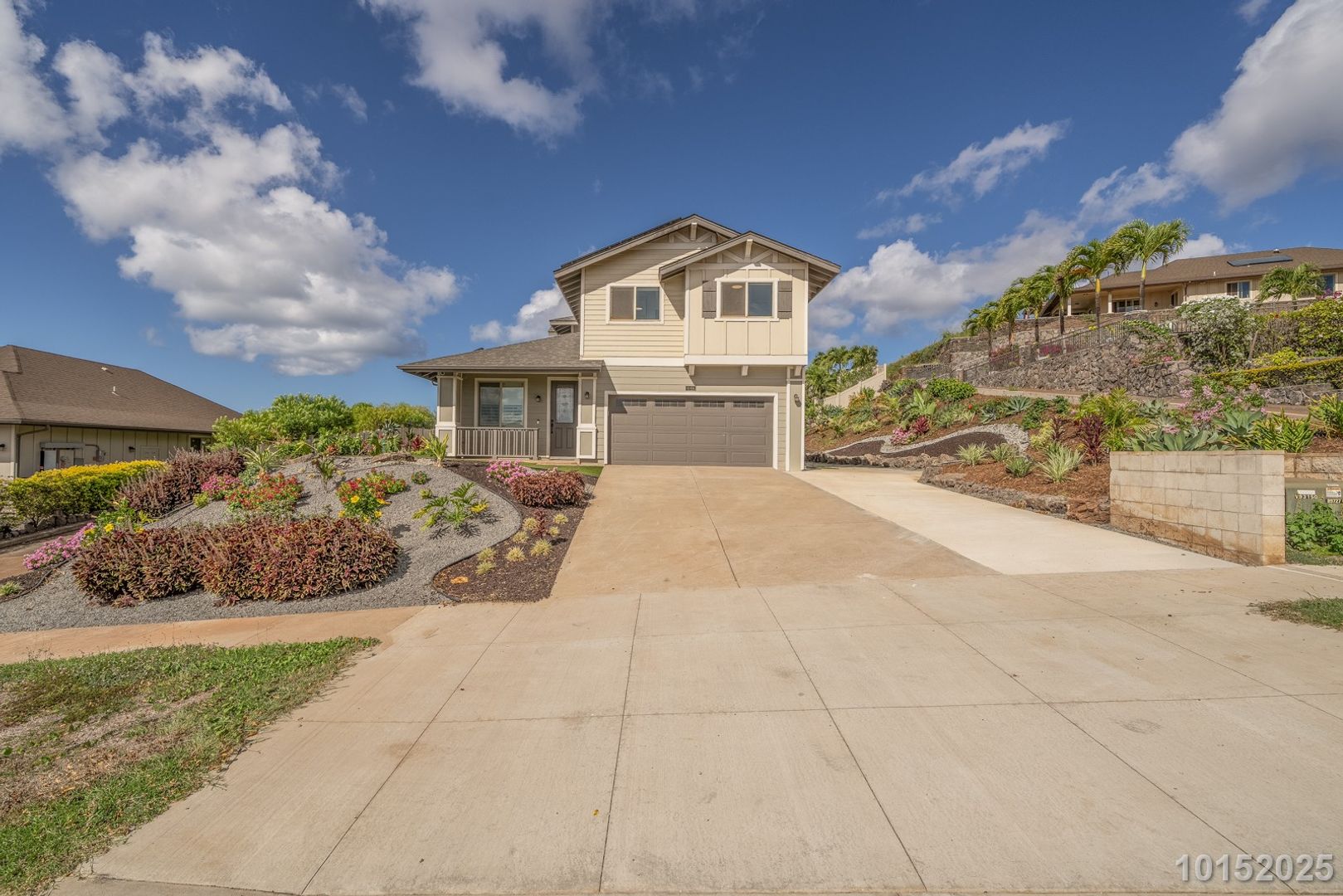 Available now!  Beautifully upgraded 4-bdrm, 2.5-bath home in Kahiwelo at Makakilo!