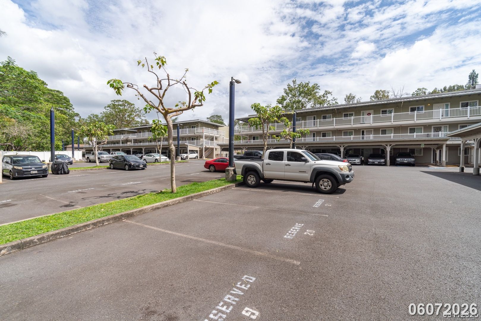 Mililani House: 95-060 Waikalani Dr #A202