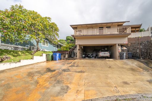 Like New breezy Studio/1BA detached cottage in a single family dwelling in Aiea