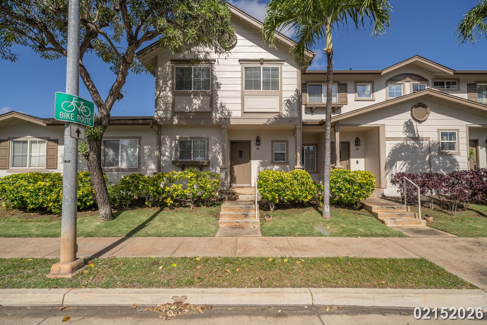 Ewa Beach House: 91-6580 Kapolei Parkway 3J2