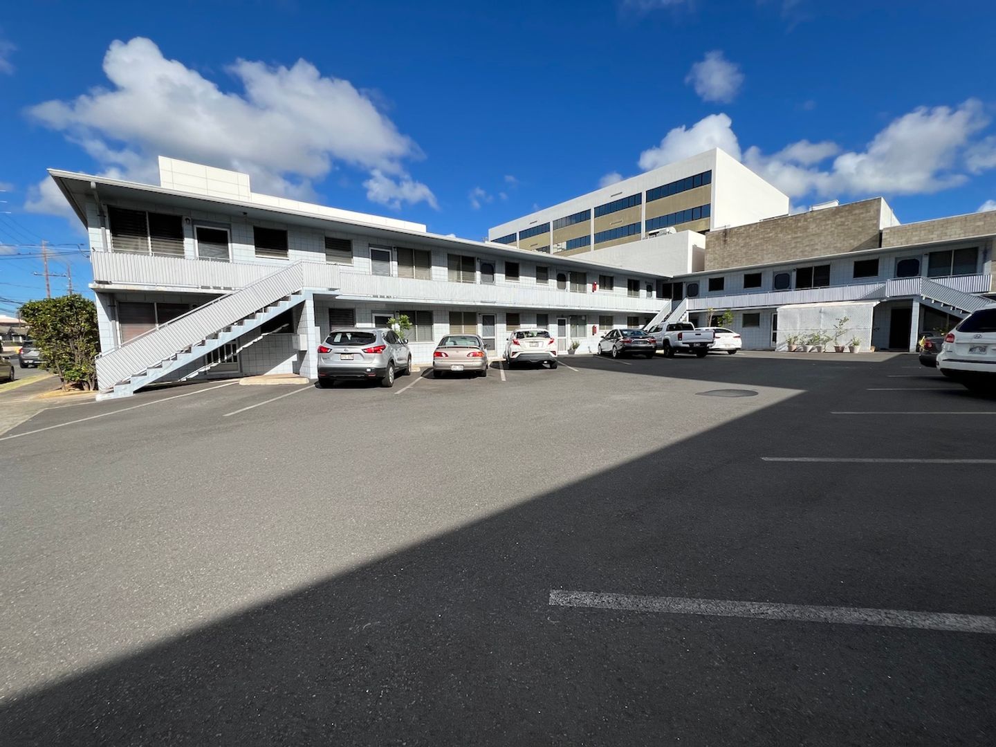 Honolulu Apartment: 1920 Young Street