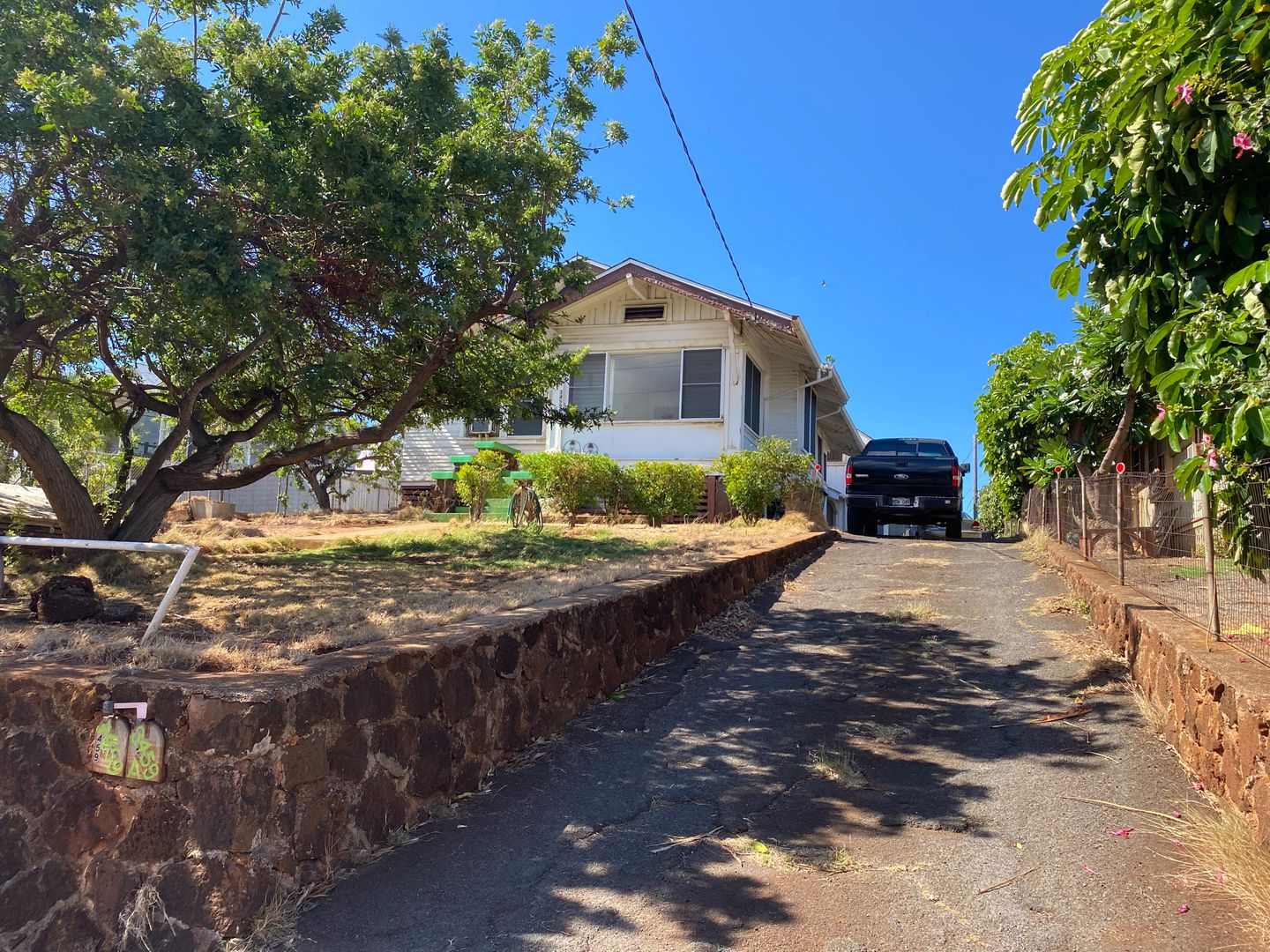 Honolulu House: 3459 Pahoa Ave.