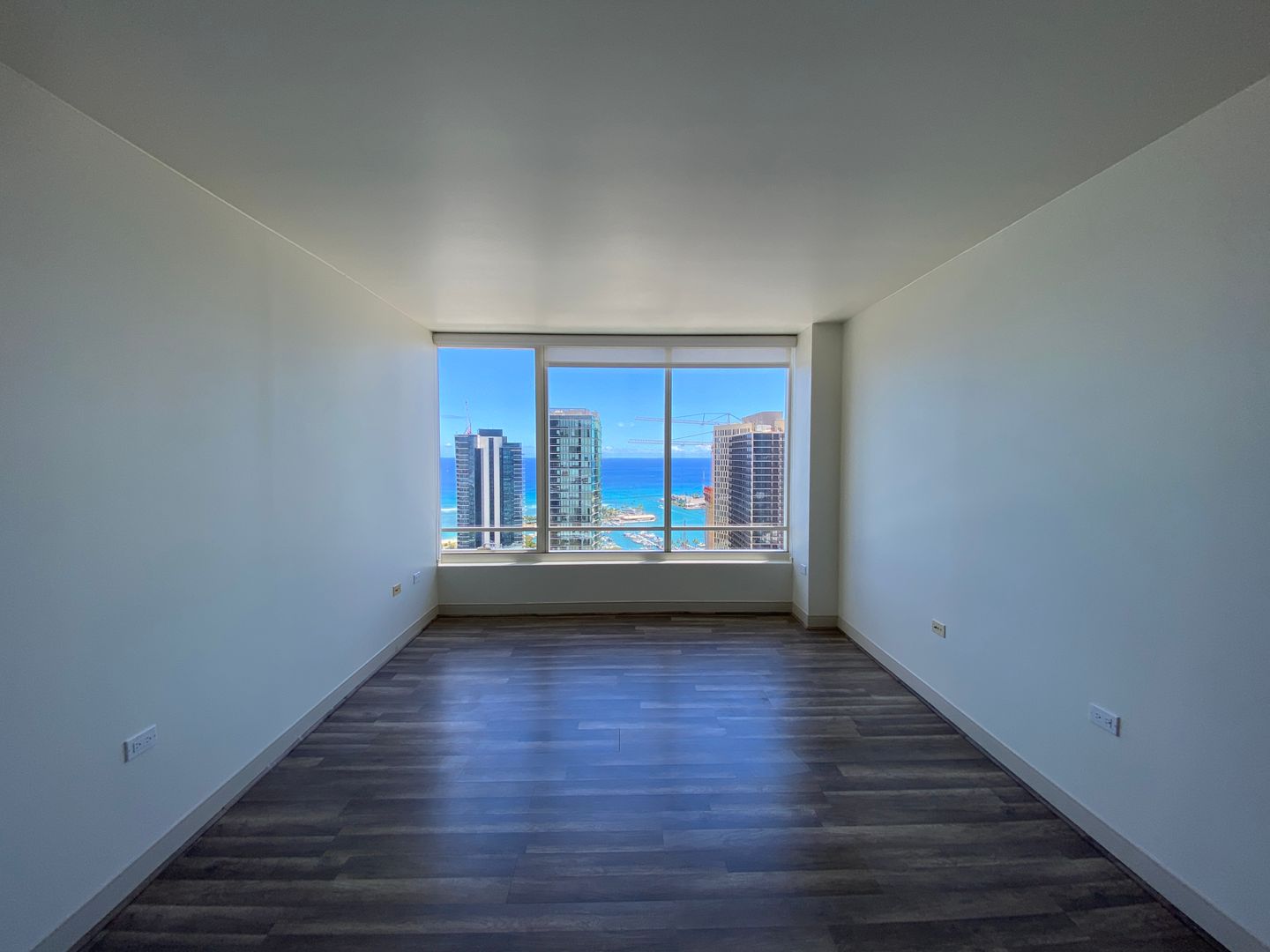 Honolulu Condo: 1009 Kapiolani Blvd. #4404