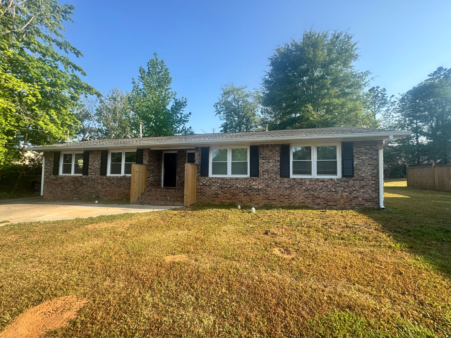 Carrollton Apartment: 40 Sue Alice Lane Unit A