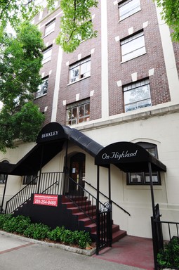 Historic Studio, Great Location – photo 1
