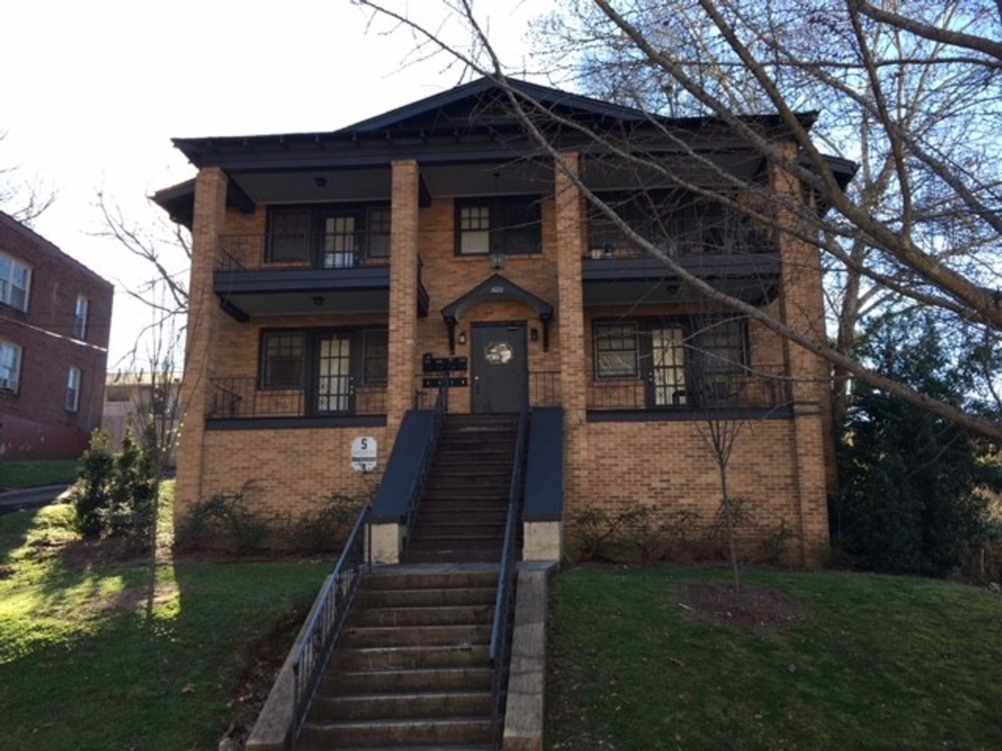 Birmingham Apartment: 1420 33rd Street South