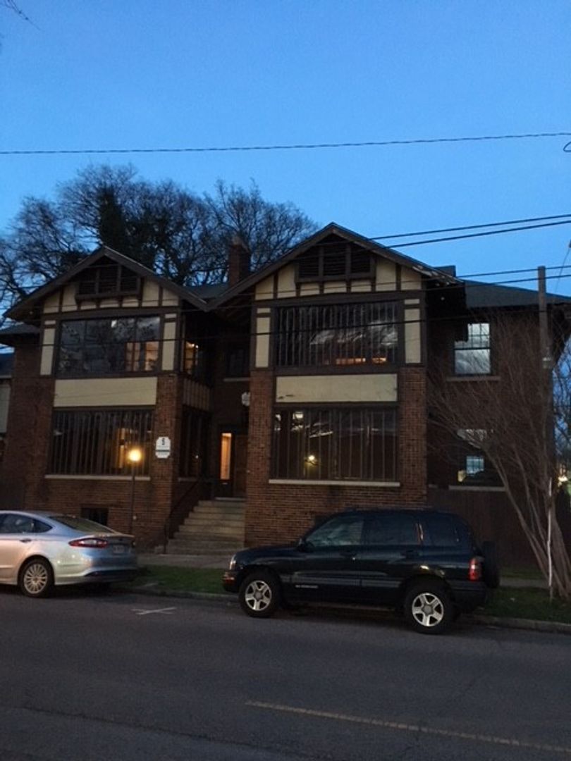 Birmingham Apartment: 1325 19th Street South