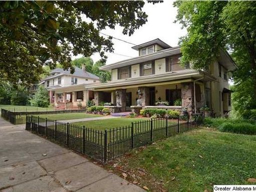 Basement 1BR Apt in Beautiful Highland Park Home, Great Location – photo 1