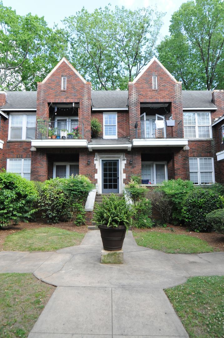 Birmingham Apartment: 2815 10th Avenue South