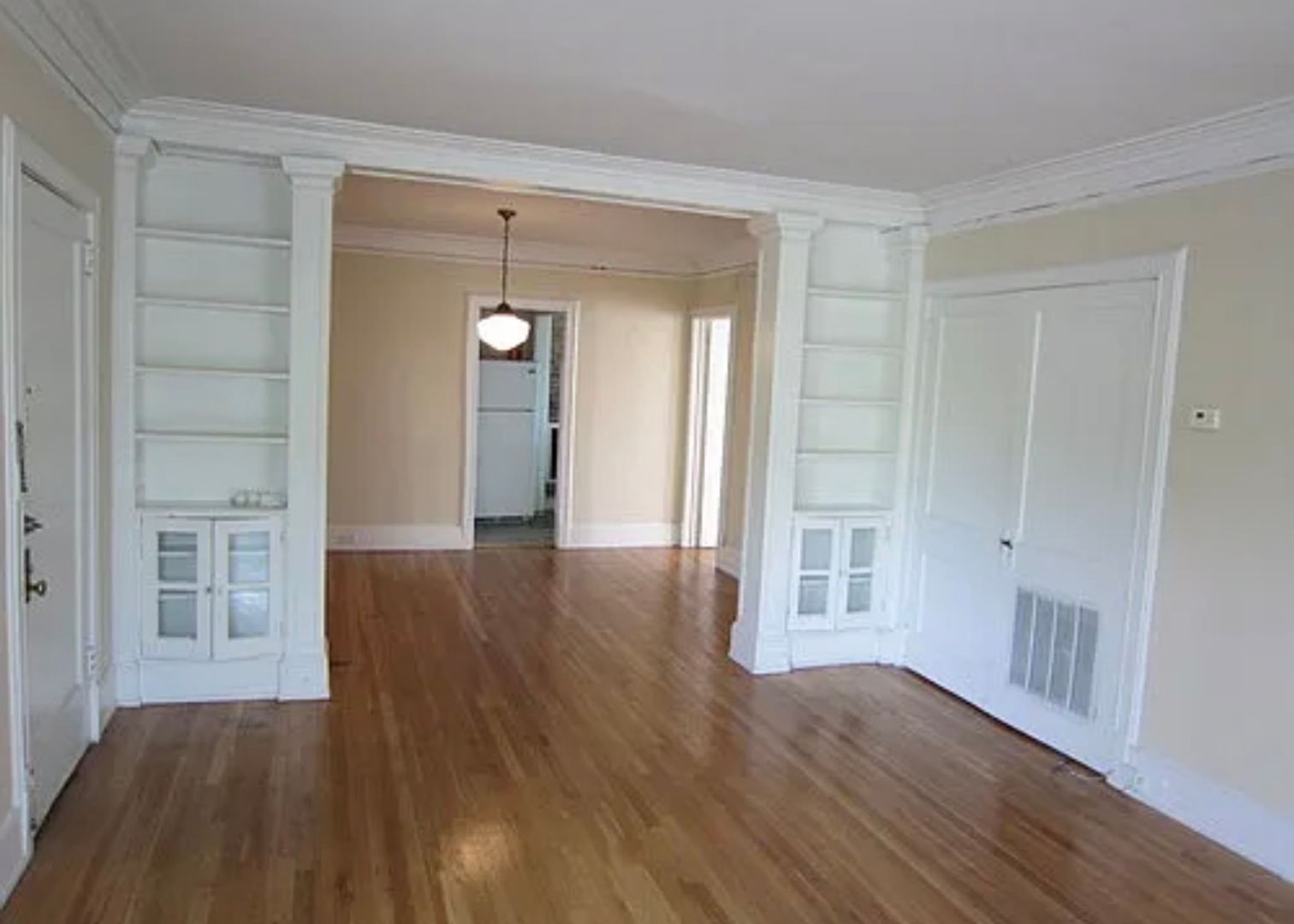 Historic and Charming 2br with view of the Park, Great Location 2 of 10
