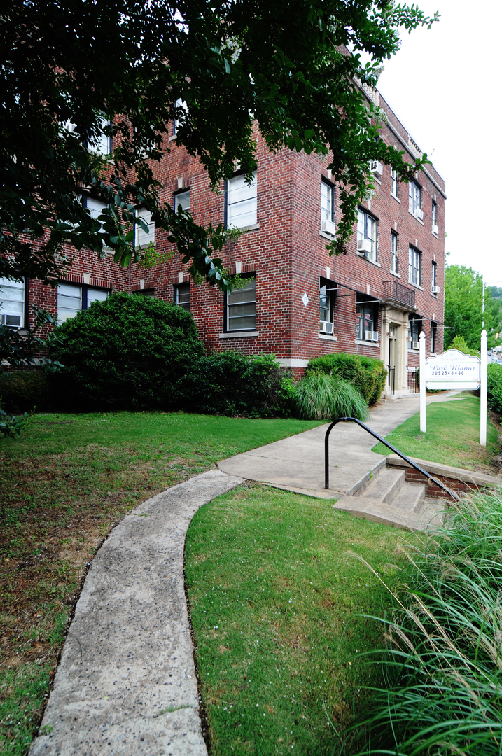 Birmingham Apartment: 1301 20th Street South