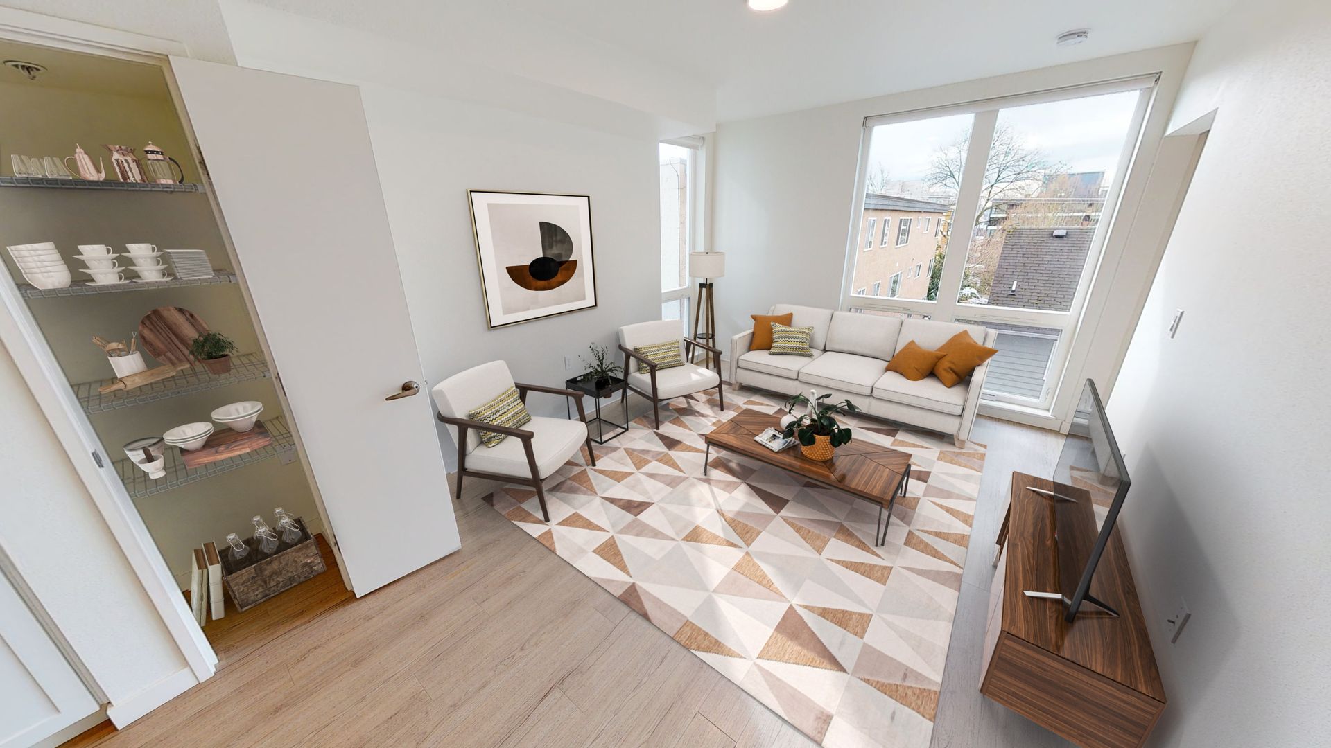 Seattle Apartment: 6717 Roosevelt Way NE