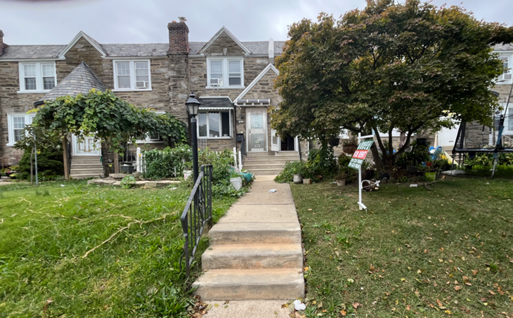 Philadelphia House: 3140 Longshore Ave.