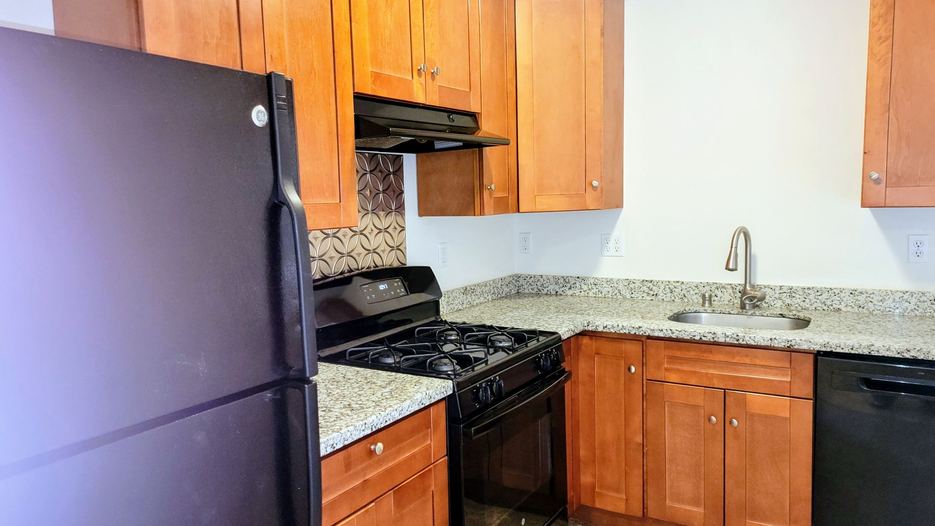 Santa Rosa Apartment: 920-924 College Avenue