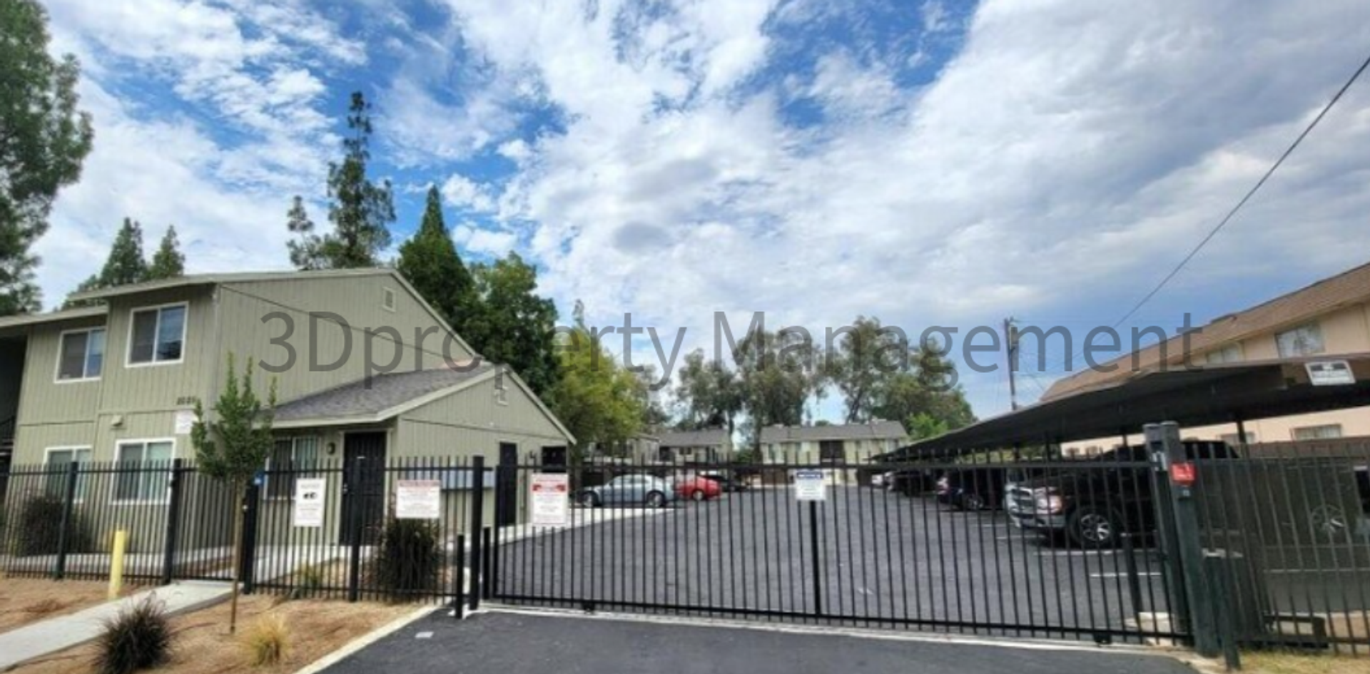 Fresno Apartment: 2025 E Pontiac Way