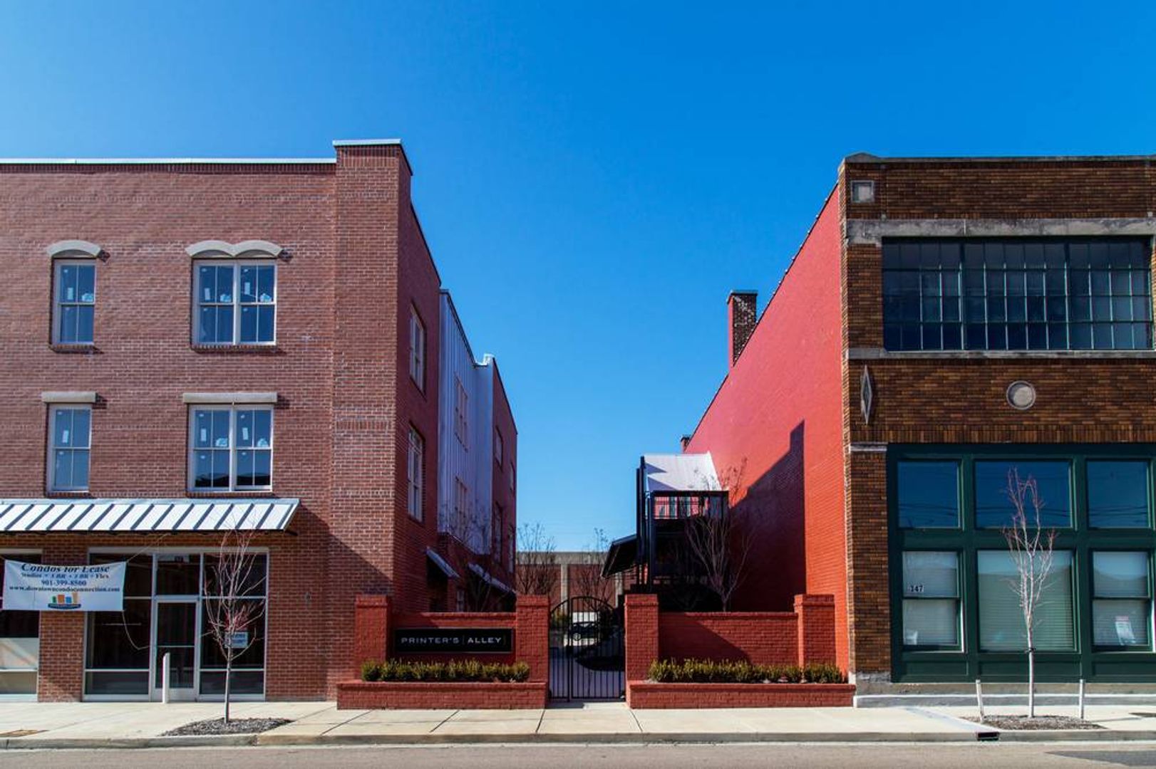 Memphis Apartment: 345 S Front St