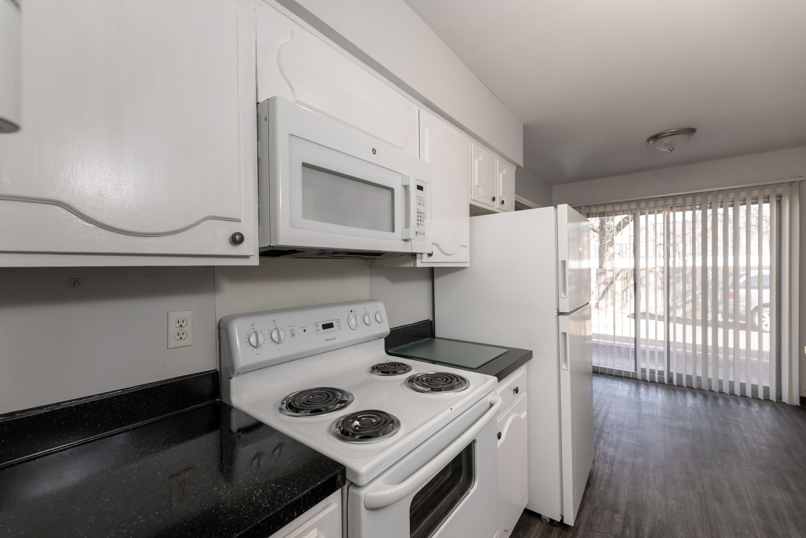 Memphis Apartment: 5140 WHEELIS DR