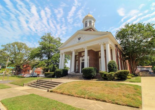 2 bed/2.5 bath apartment available at beautifully renovated former church in desirable Central Gardens neighborhood of midtown! – photo 1