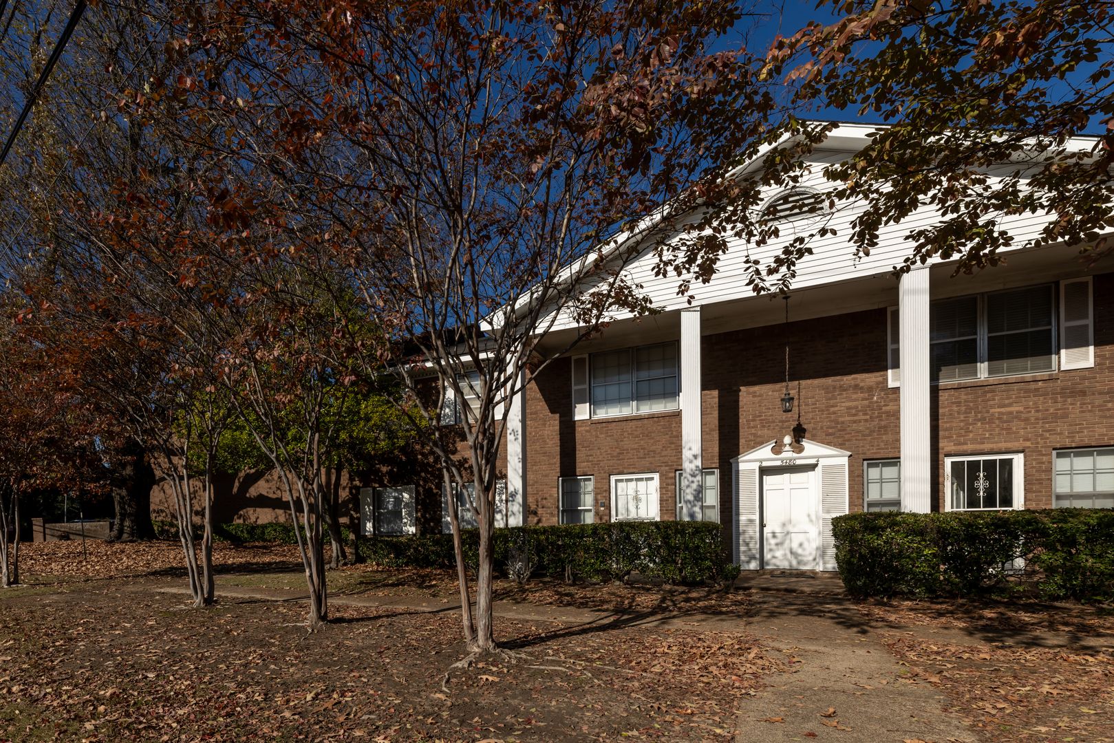 Memphis Apartment: 5140 WHEELIS DR