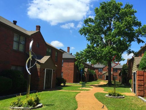 LOOK AND LEASE DEAL!!! – photo 1