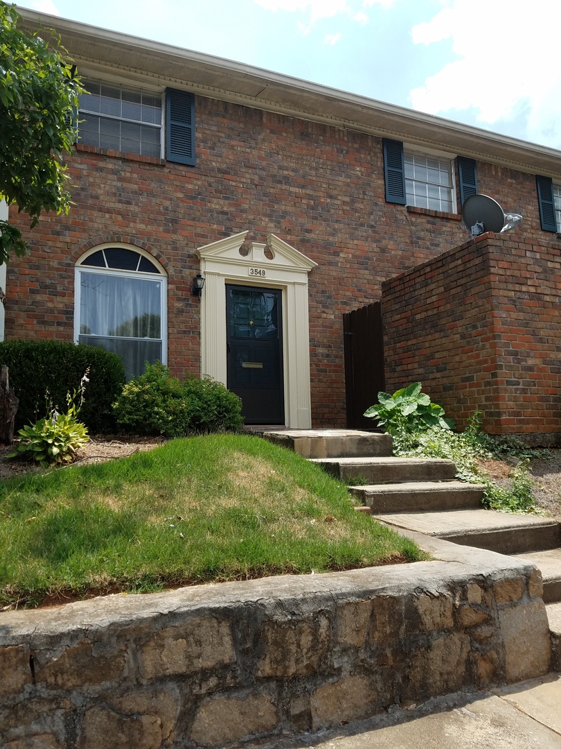 Atlanta House: 3549 Old Chamblee Tucker Rd