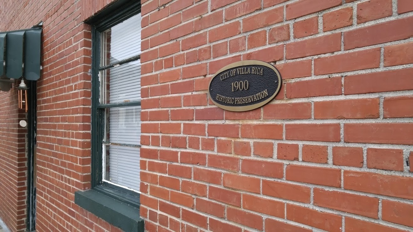 Villa Rica Apartment: 301-337 Temple St, 300-336 W. Church St, 206-212 Loft Ln