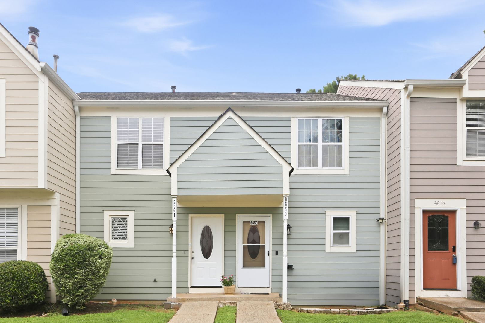 Norcross Townhome: 6661 Witherington Court