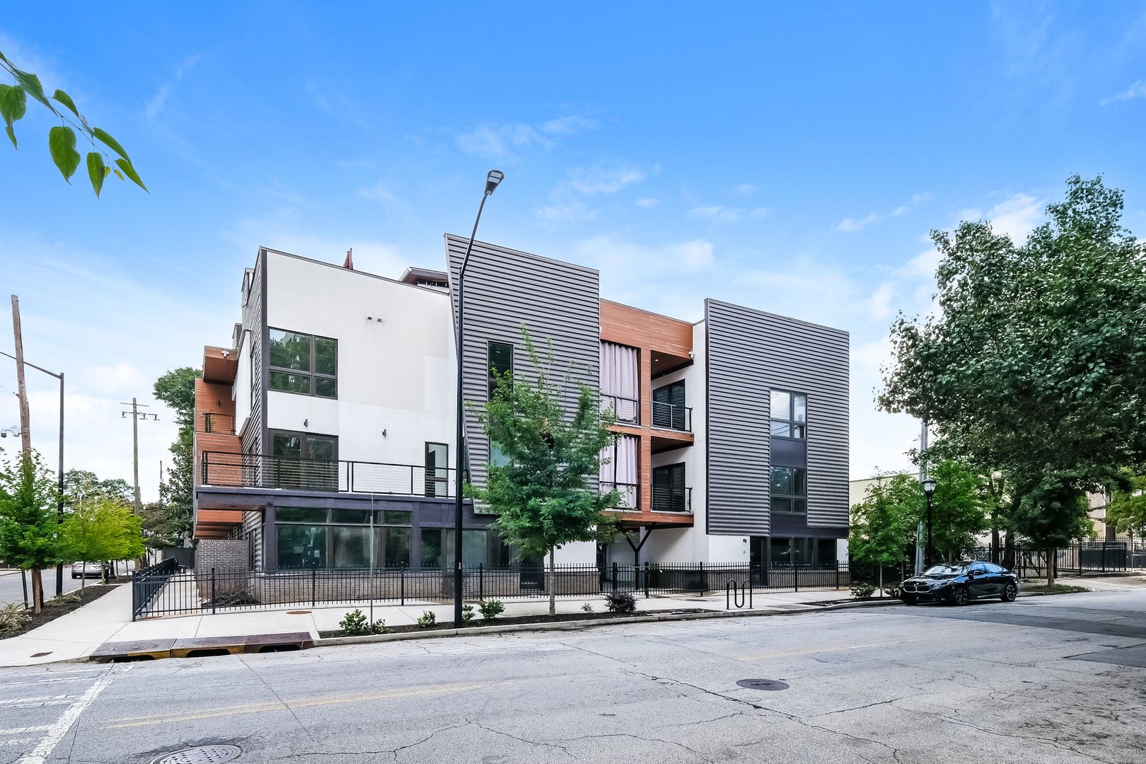 Atlanta Condo: 367 Parkway Dr NE #8