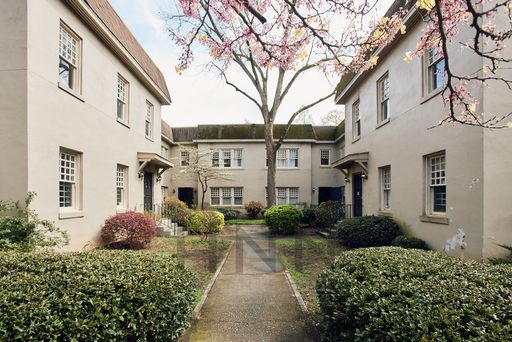 Bright Studio Steps from the Beltline — Live Intown in Va-Hi & L5P – photo 1