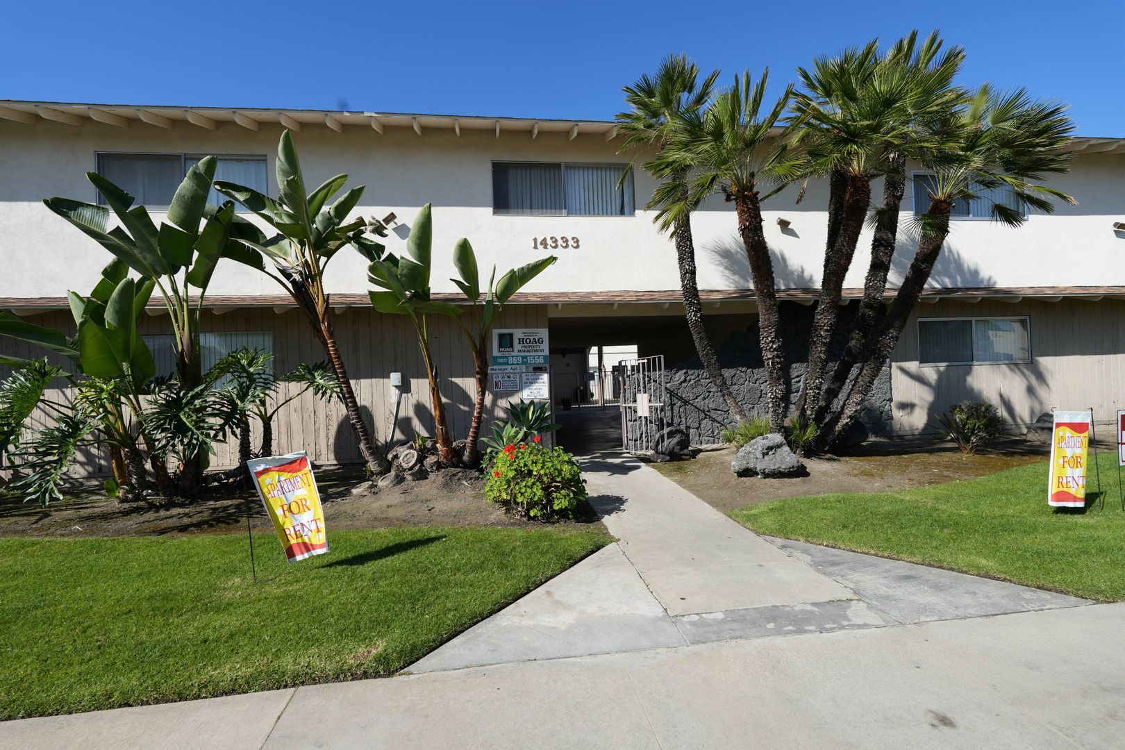 Norwalk Apartment: 14333 Helwig Ave.