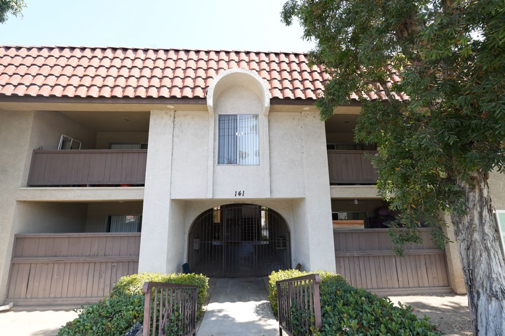 La Habra Apartment: 141 W. Lambert Road