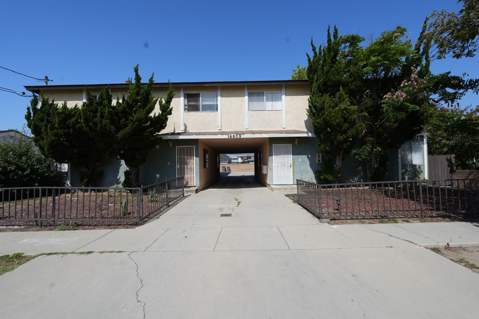 Gardena Apartment: 16809 Dalton Ave
