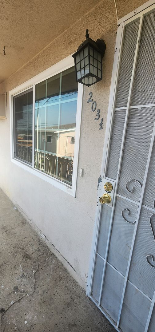 Covina Apartment: 201 Grandview Dr